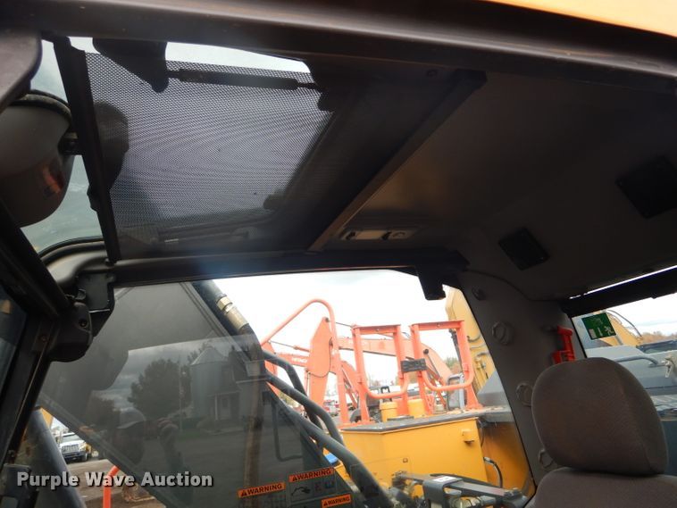 image for item DH6749 2017 Volvo EC250EL excavator