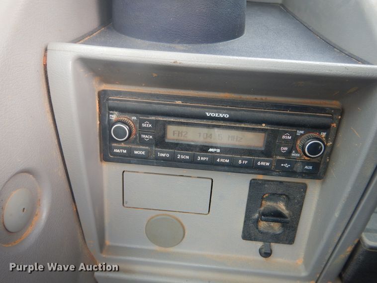 image for item DH6749 2017 Volvo EC250EL excavator