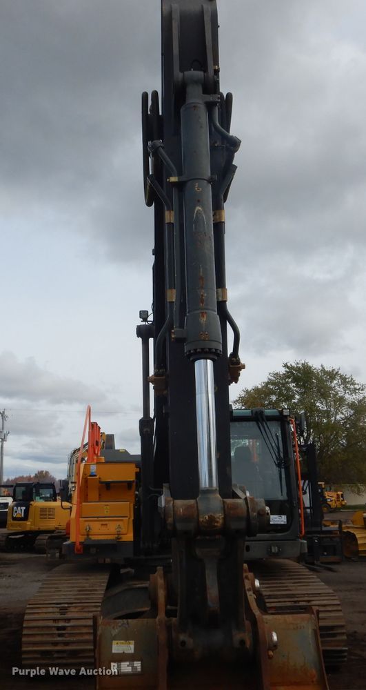image for item DH6749 2017 Volvo EC250EL excavator