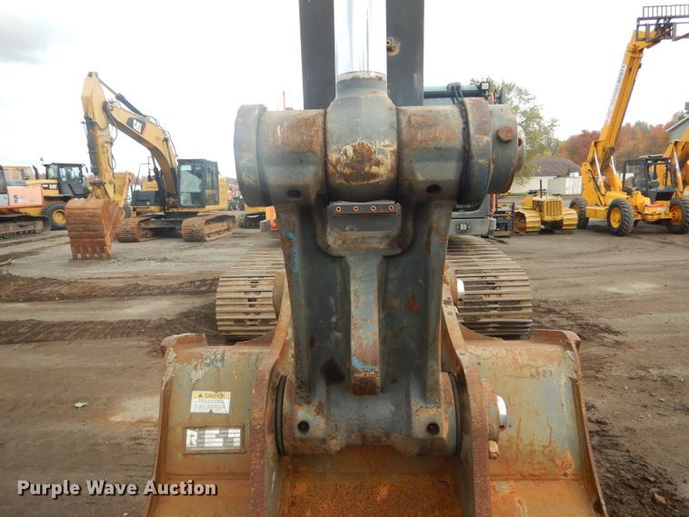 image for item DH6749 2017 Volvo EC250EL excavator