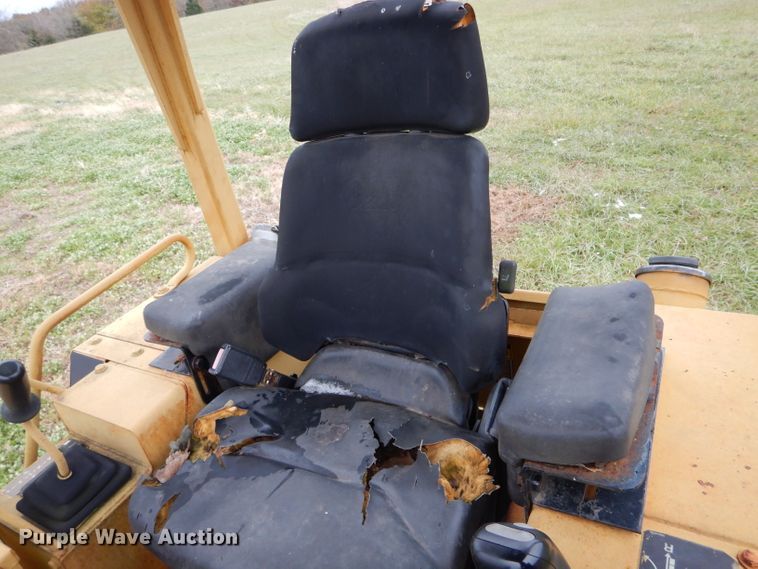 image for item DH6757 1998 Caterpillar 939C track loader