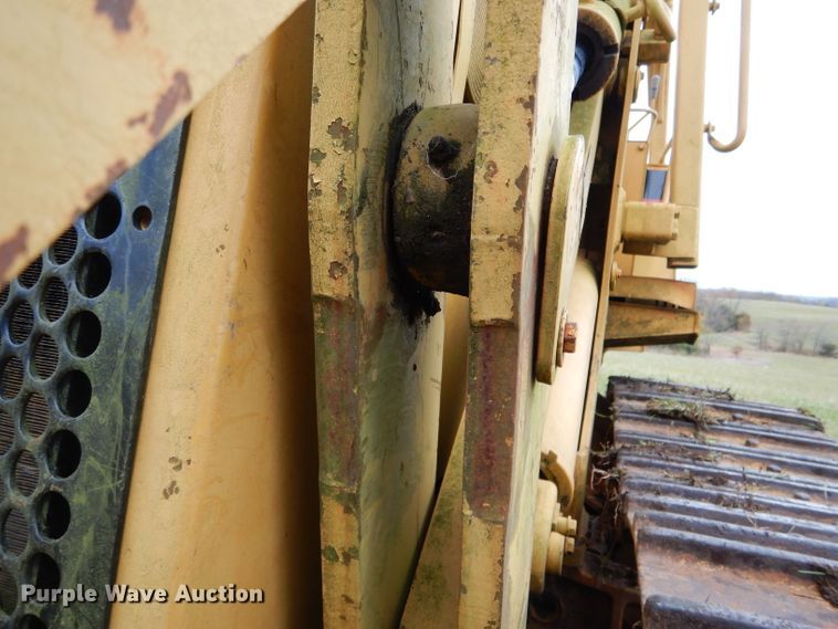 image for item DH6757 1998 Caterpillar 939C track loader