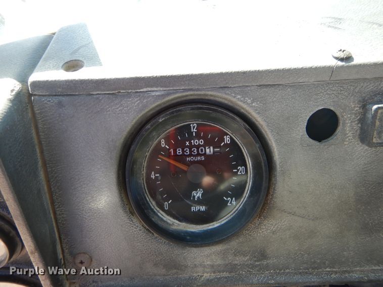 image for item DI1776 2000 Mack DM690S ready mix truck