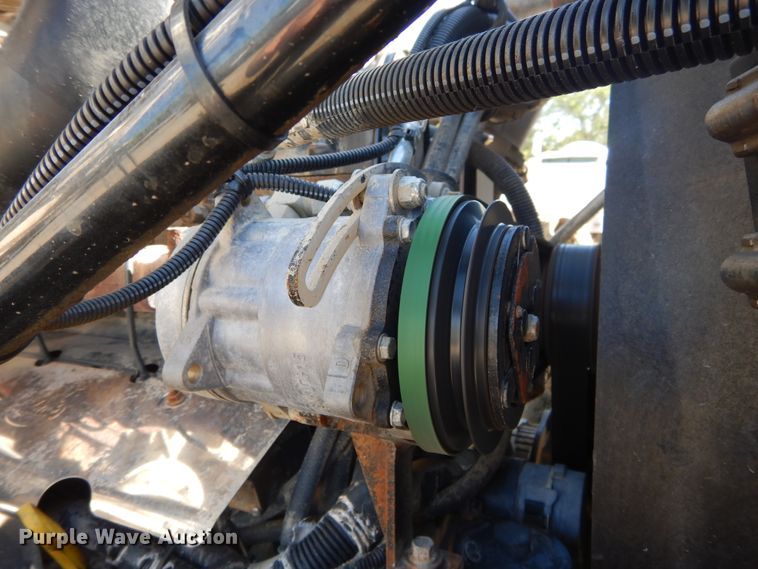 image for item DI1776 2000 Mack DM690S ready mix truck