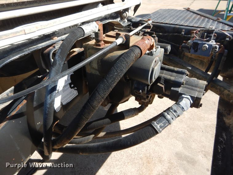 image for item DI1776 2000 Mack DM690S ready mix truck