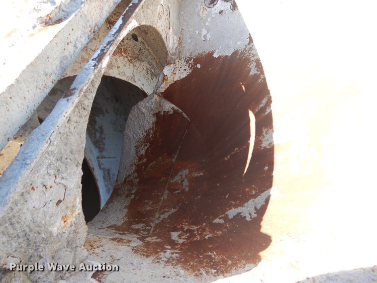 image for item DI1776 2000 Mack DM690S ready mix truck