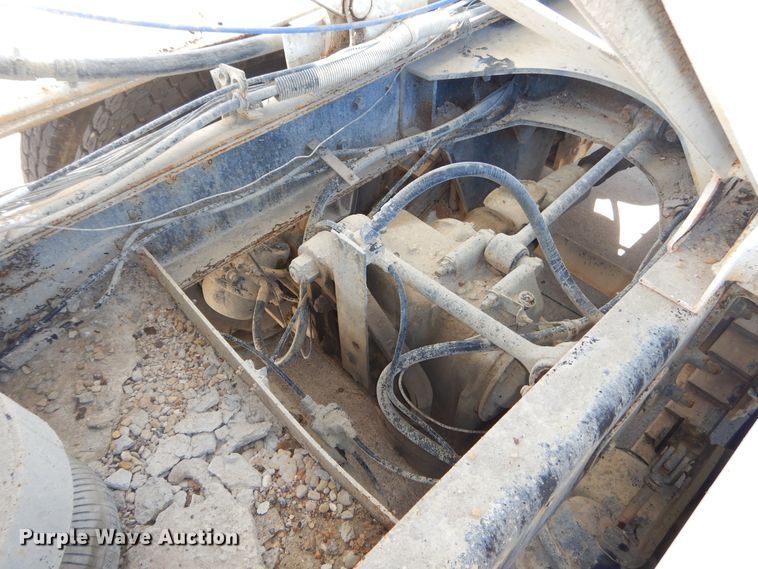 image for item DI1776 2000 Mack DM690S ready mix truck