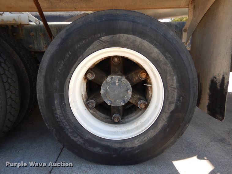 image for item DI1776 2000 Mack DM690S ready mix truck