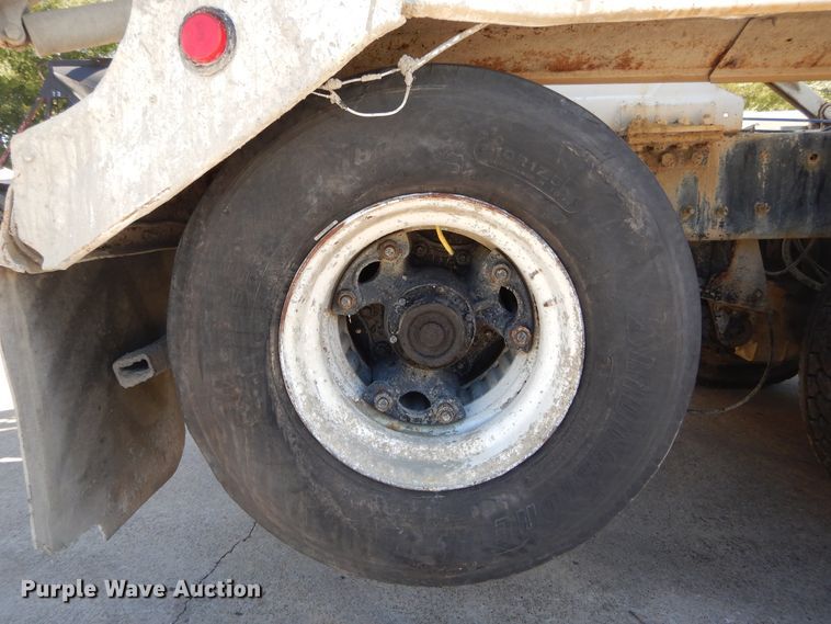 image for item DI1776 2000 Mack DM690S ready mix truck