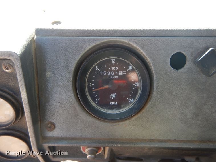 image for item DI1777 2001 Mack DM690S ready mix truck