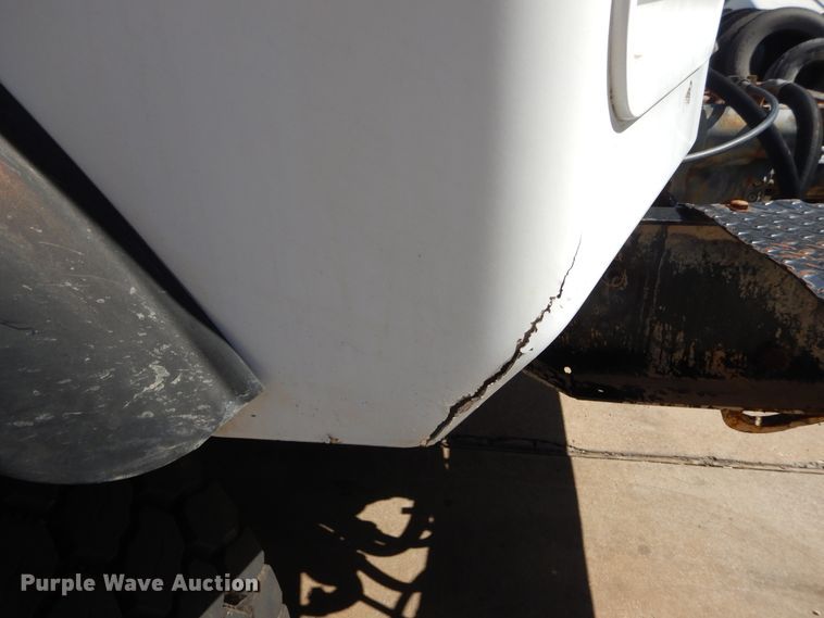 image for item DI1777 2001 Mack DM690S ready mix truck