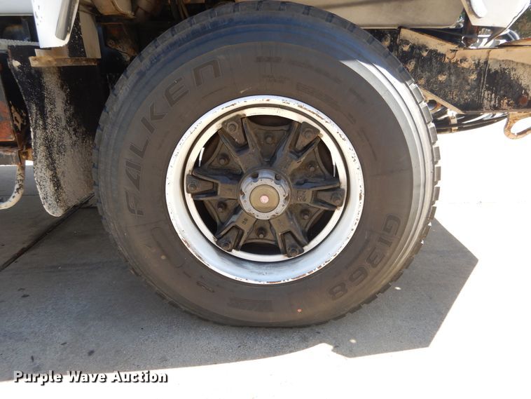 image for item DI1777 2001 Mack DM690S ready mix truck