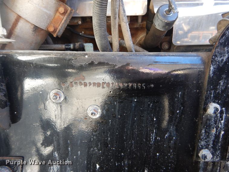 image for item DI1777 2001 Mack DM690S ready mix truck