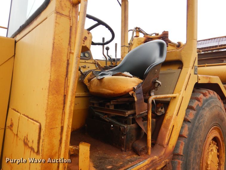 image for item DI2354 1989 Caterpillar 613C elevating scraper