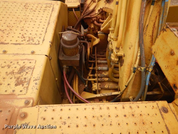 image for item DI2354 1989 Caterpillar 613C elevating scraper