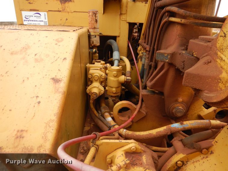 image for item DI2354 1989 Caterpillar 613C elevating scraper