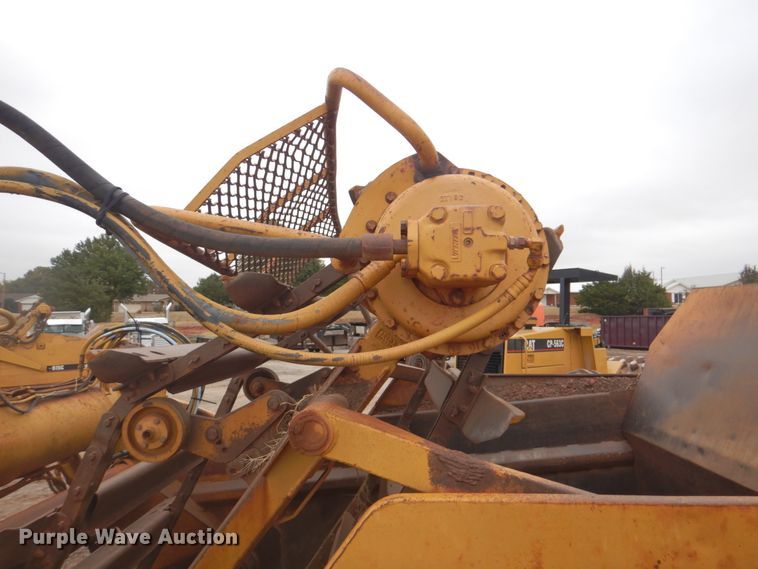 image for item DI2354 1989 Caterpillar 613C elevating scraper