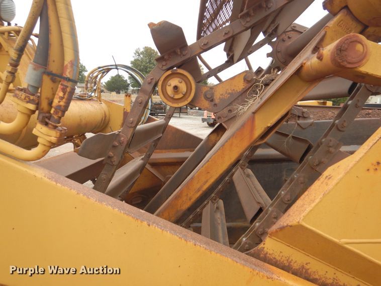 image for item DI2354 1989 Caterpillar 613C elevating scraper