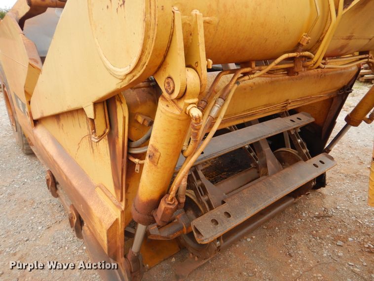 image for item DI2354 1989 Caterpillar 613C elevating scraper