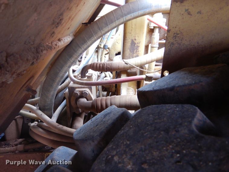 image for item DI2354 1989 Caterpillar 613C elevating scraper