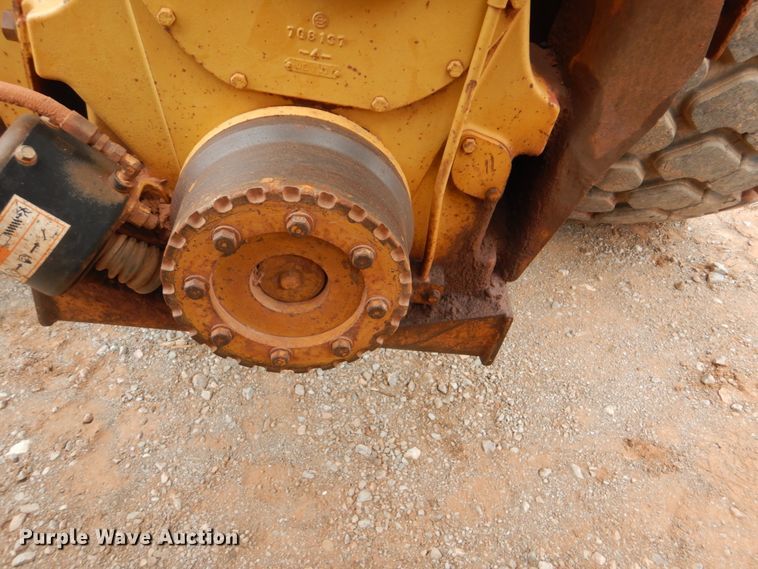 image for item DI2354 1989 Caterpillar 613C elevating scraper