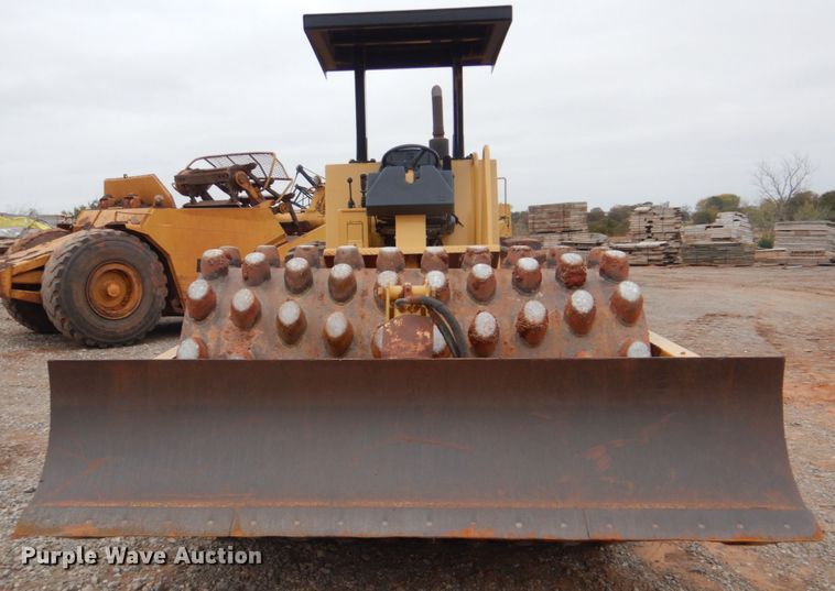 image for item DI2355 1996 Caterpillar CP-563C single drum vibratory roller