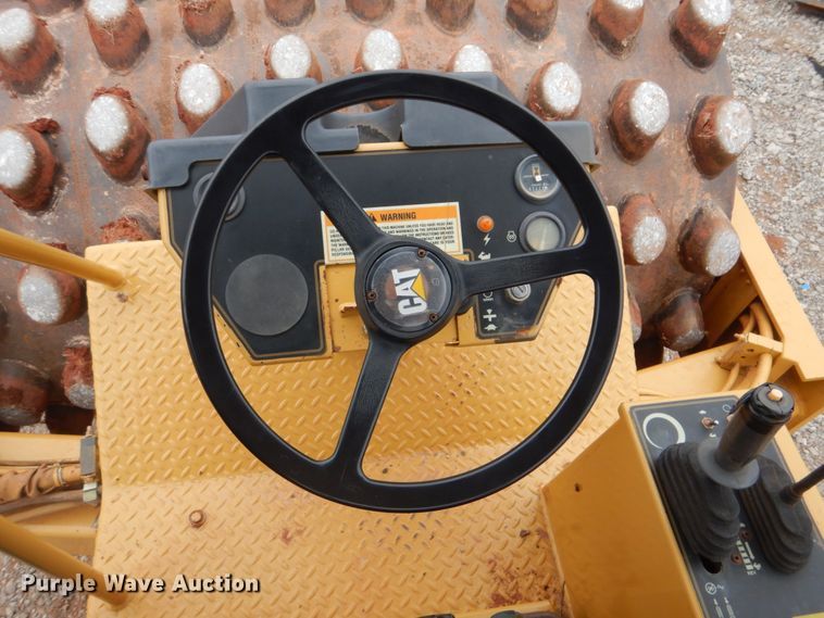 image for item DI2355 1996 Caterpillar CP-563C single drum vibratory roller