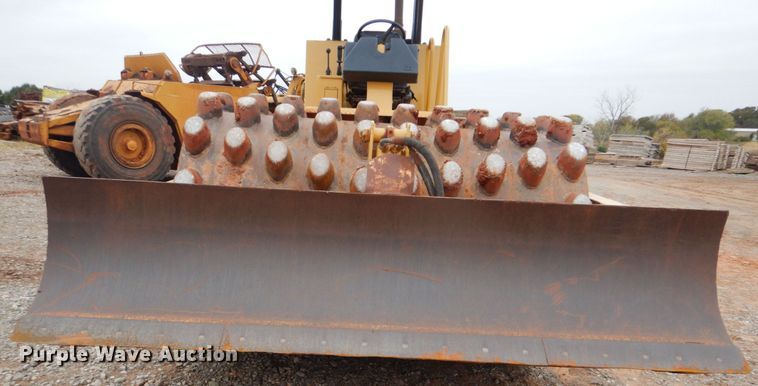 image for item DI2355 1996 Caterpillar CP-563C single drum vibratory roller