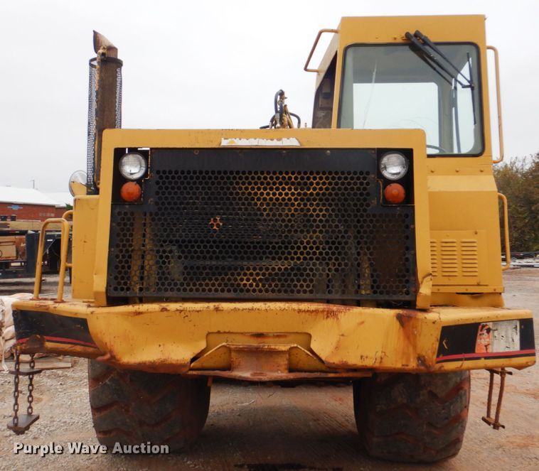 image for item DI2356 1989 Caterpillar 615C elevating scraper