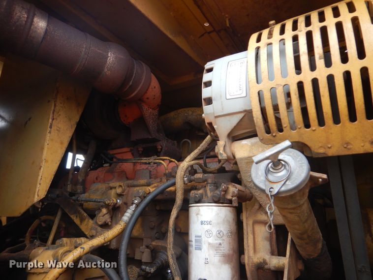 image for item DI2356 1989 Caterpillar 615C elevating scraper