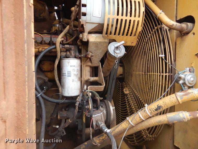 image for item DI2356 1989 Caterpillar 615C elevating scraper