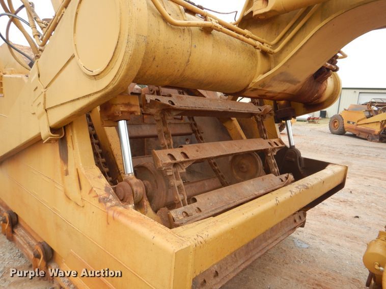 image for item DI2356 1989 Caterpillar 615C elevating scraper