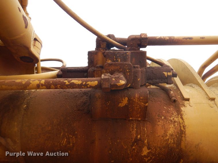 image for item DI2356 1989 Caterpillar 615C elevating scraper