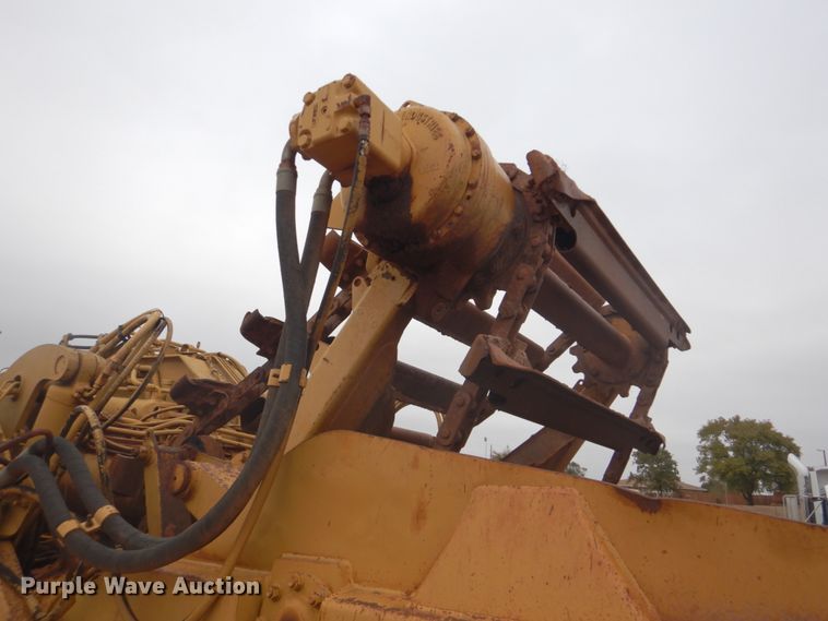 image for item DI2356 1989 Caterpillar 615C elevating scraper