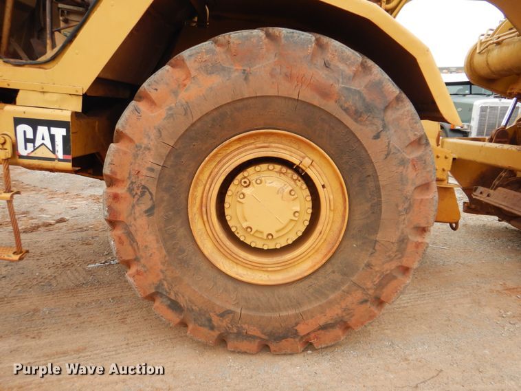 image for item DI2356 1989 Caterpillar 615C elevating scraper