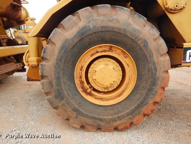 image for item DI2356 1989 Caterpillar 615C elevating scraper