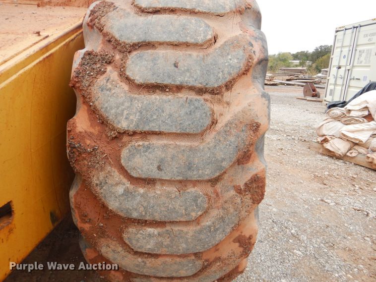 image for item DI2356 1989 Caterpillar 615C elevating scraper