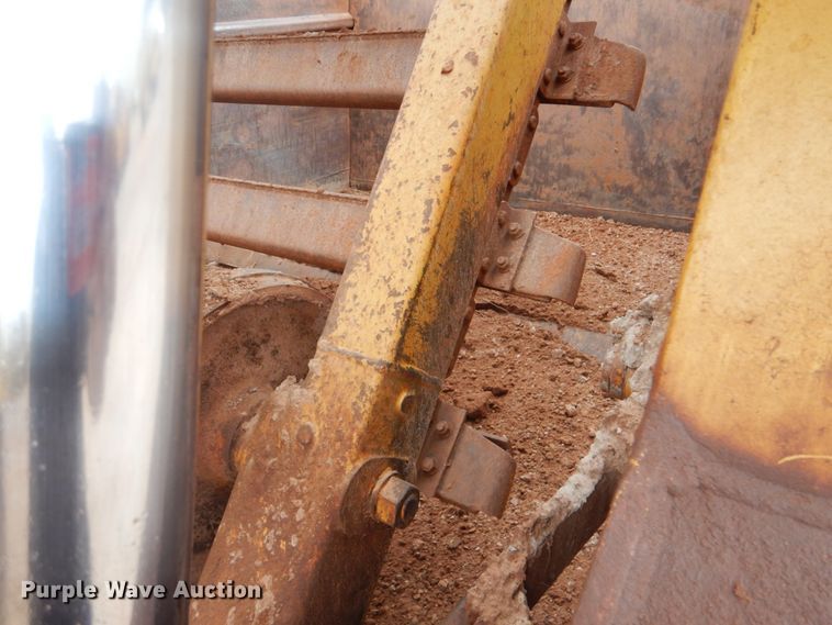 image for item DI2356 1989 Caterpillar 615C elevating scraper