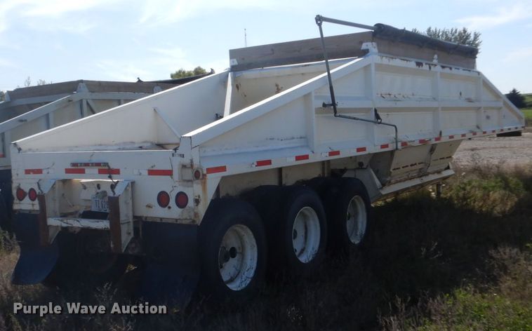 image for item DV9740 2001 Hawkeye bottom dump trailer