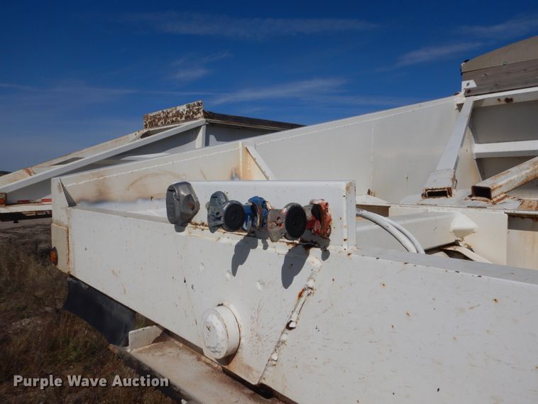 image for item DV9740 2001 Hawkeye bottom dump trailer