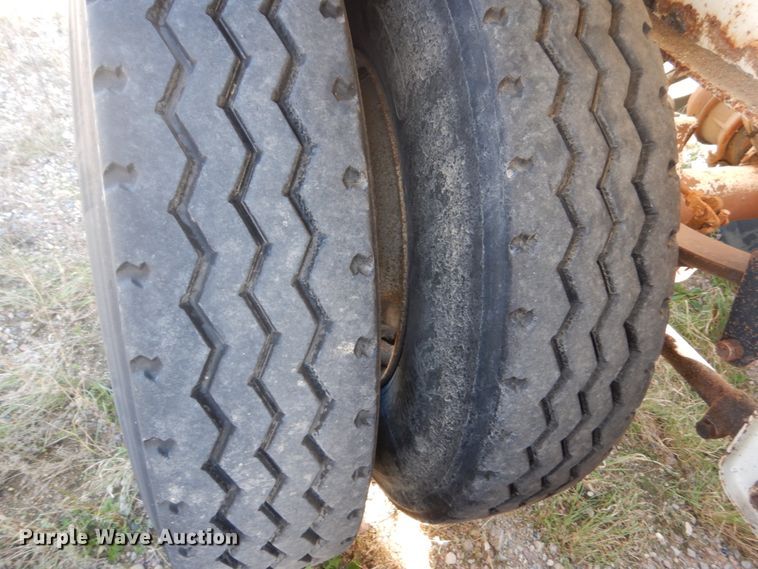 image for item DV9740 2001 Hawkeye bottom dump trailer