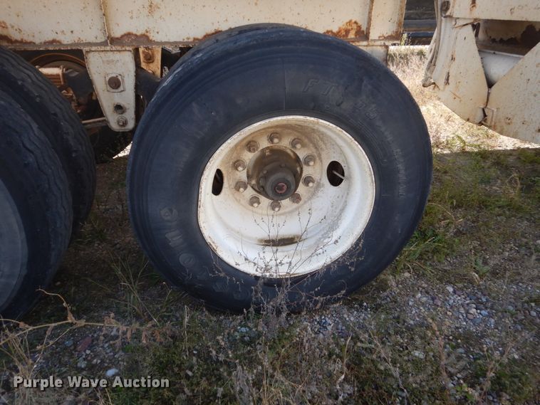 image for item DV9740 2001 Hawkeye bottom dump trailer