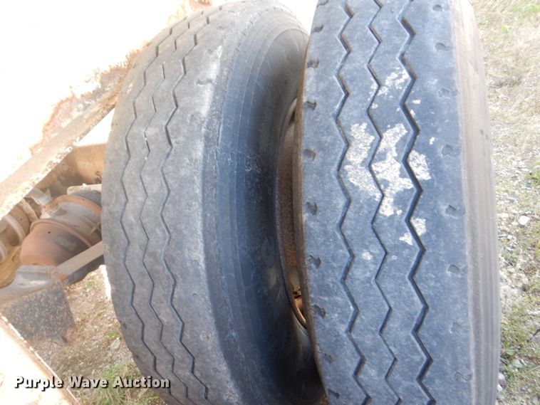 image for item DV9740 2001 Hawkeye bottom dump trailer