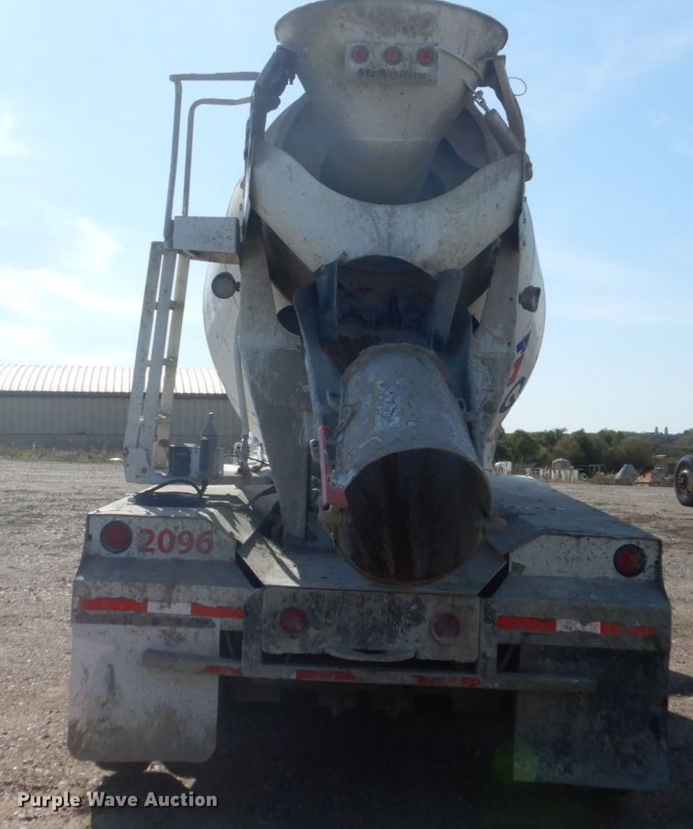 image for item DV9743 2003 Sterling L-Line ready mix truck