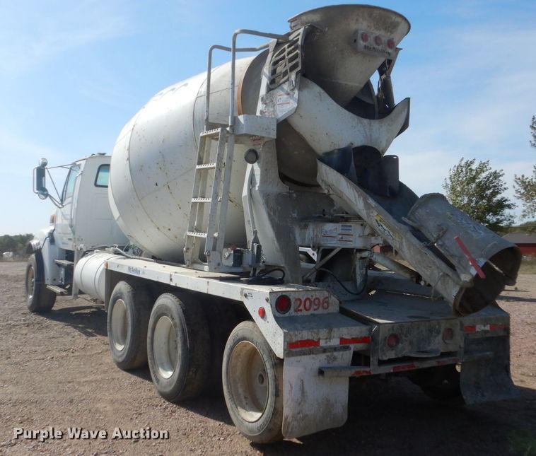 image for item DV9743 2003 Sterling L-Line ready mix truck