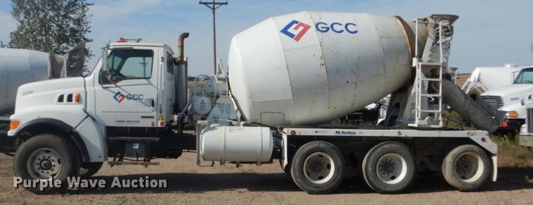 image for item DV9743 2003 Sterling L-Line ready mix truck