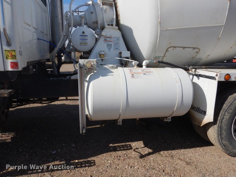 image for item DV9743 2003 Sterling L-Line ready mix truck