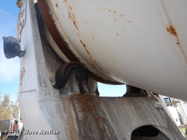 image for item DV9743 2003 Sterling L-Line ready mix truck