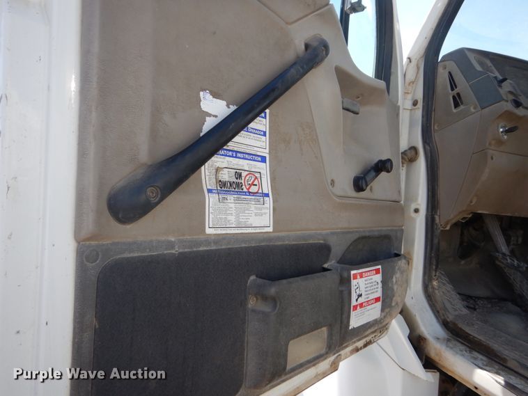 image for item DV9743 2003 Sterling L-Line ready mix truck