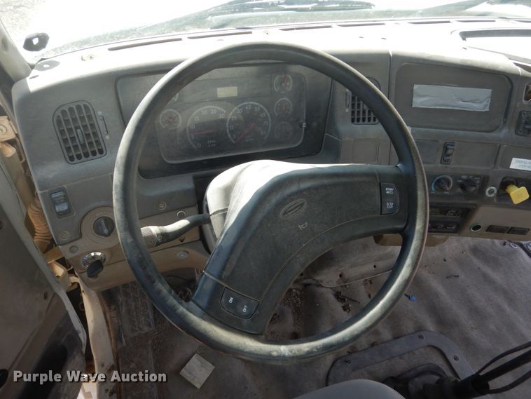 image for item DV9743 2003 Sterling L-Line ready mix truck